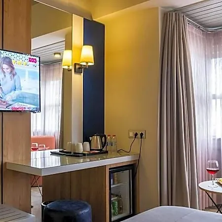 Ariel Alacati Отель