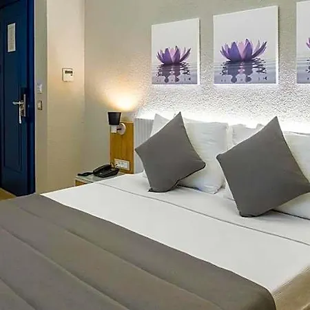 Ariel Alacati 3*