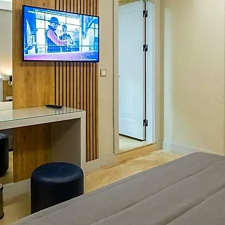 Ariel Alacati 3*